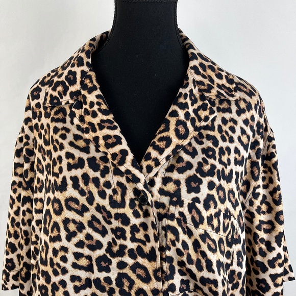 H&M Animal Print Blouse Size Large - Picture 2 of 9
